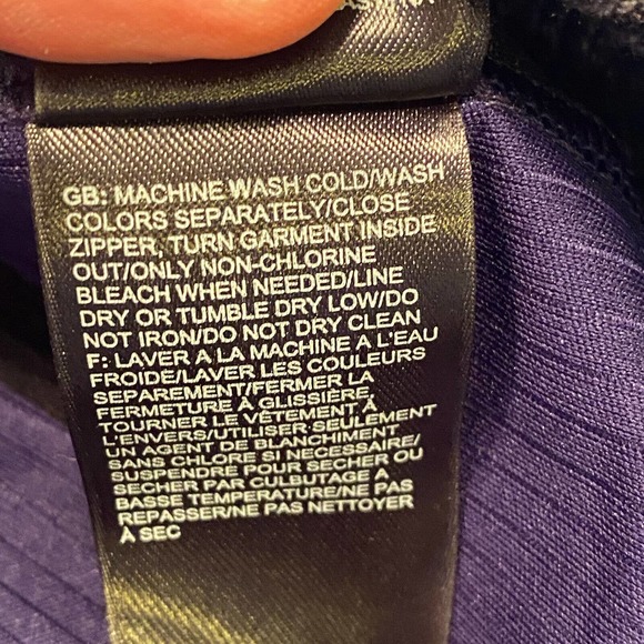 The North Face Women's Dyvinity Running Jacket in Purple B1031 Size S Hooded - Picture 16 of 16